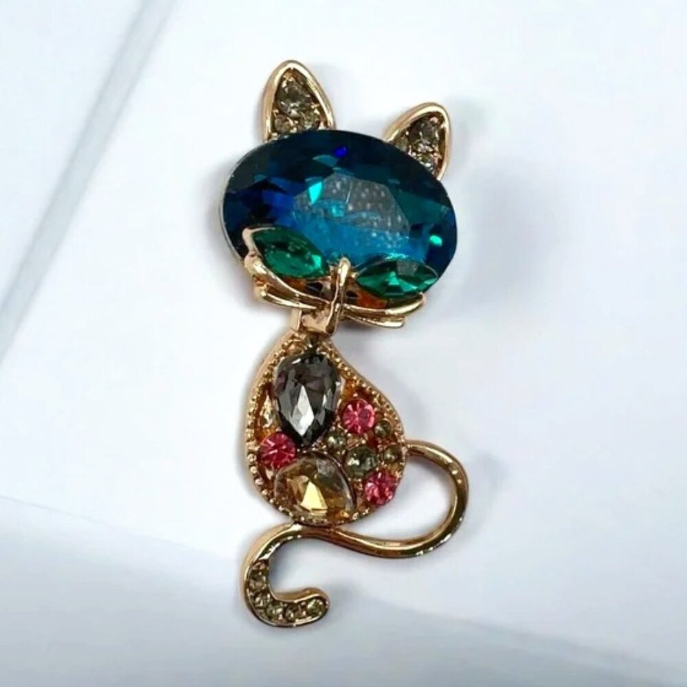 🌺 🌺 🌺Fashion Kitten  / Cat Brooch  -  Pin  - Bag Charm